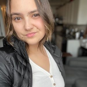 Meet your Posher, MacKenzie